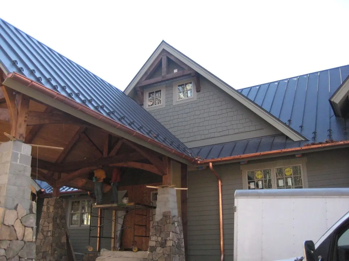 Craftsman Roofing team delivering quality roofing work in Worthville